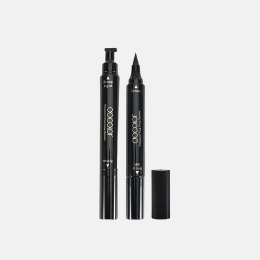 Tampon et stylo eye-liner 2-en-1