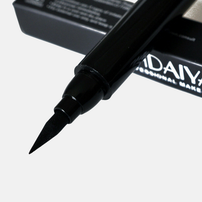 2-in-1 Eyeliner Stamp and Pen